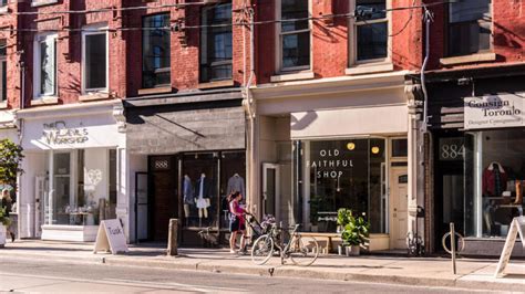 The best restaurants on Queen West .
